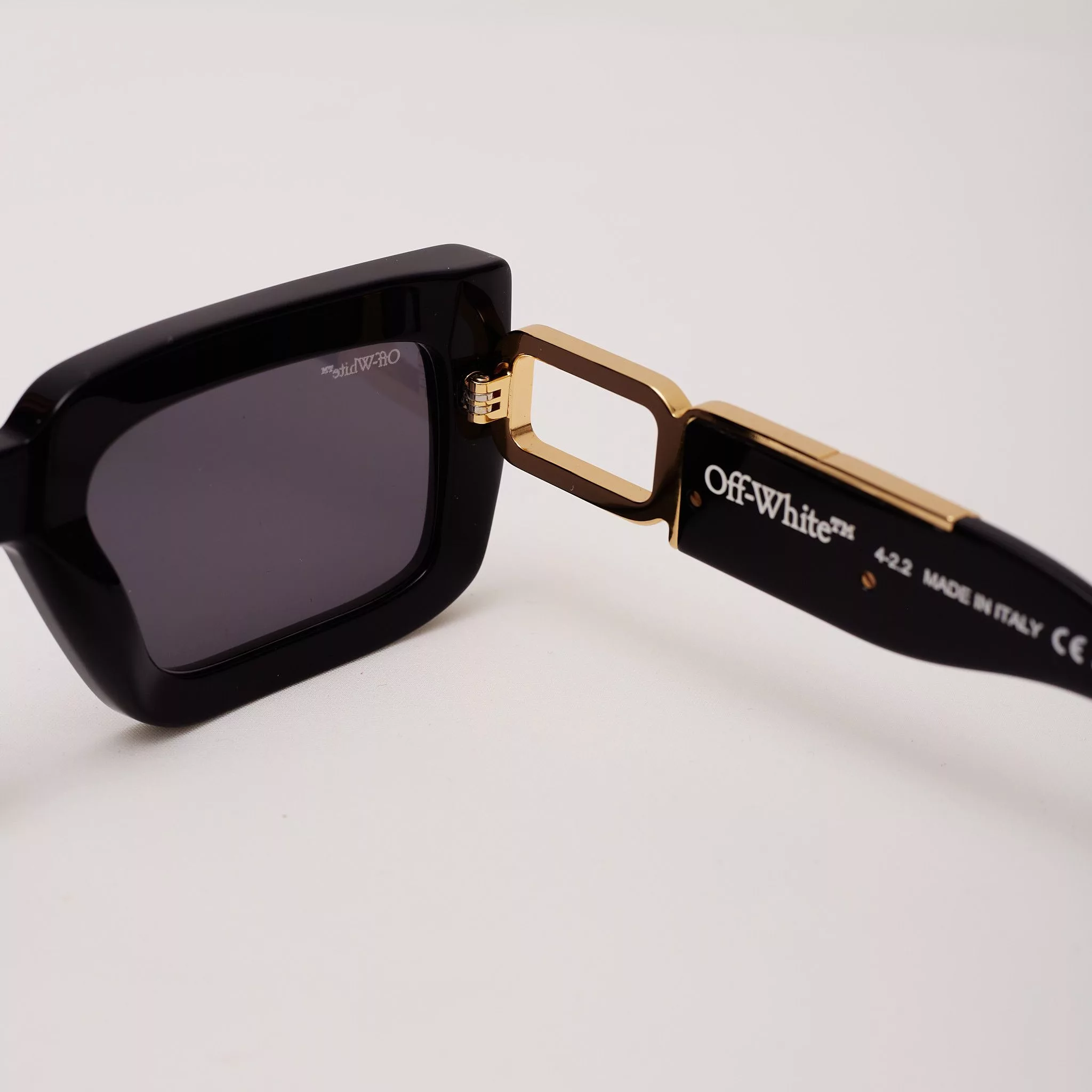 Off-White Sunglasses Off-White OFF WHITE Boston Rectangular Frame Sunglasses BLACK
