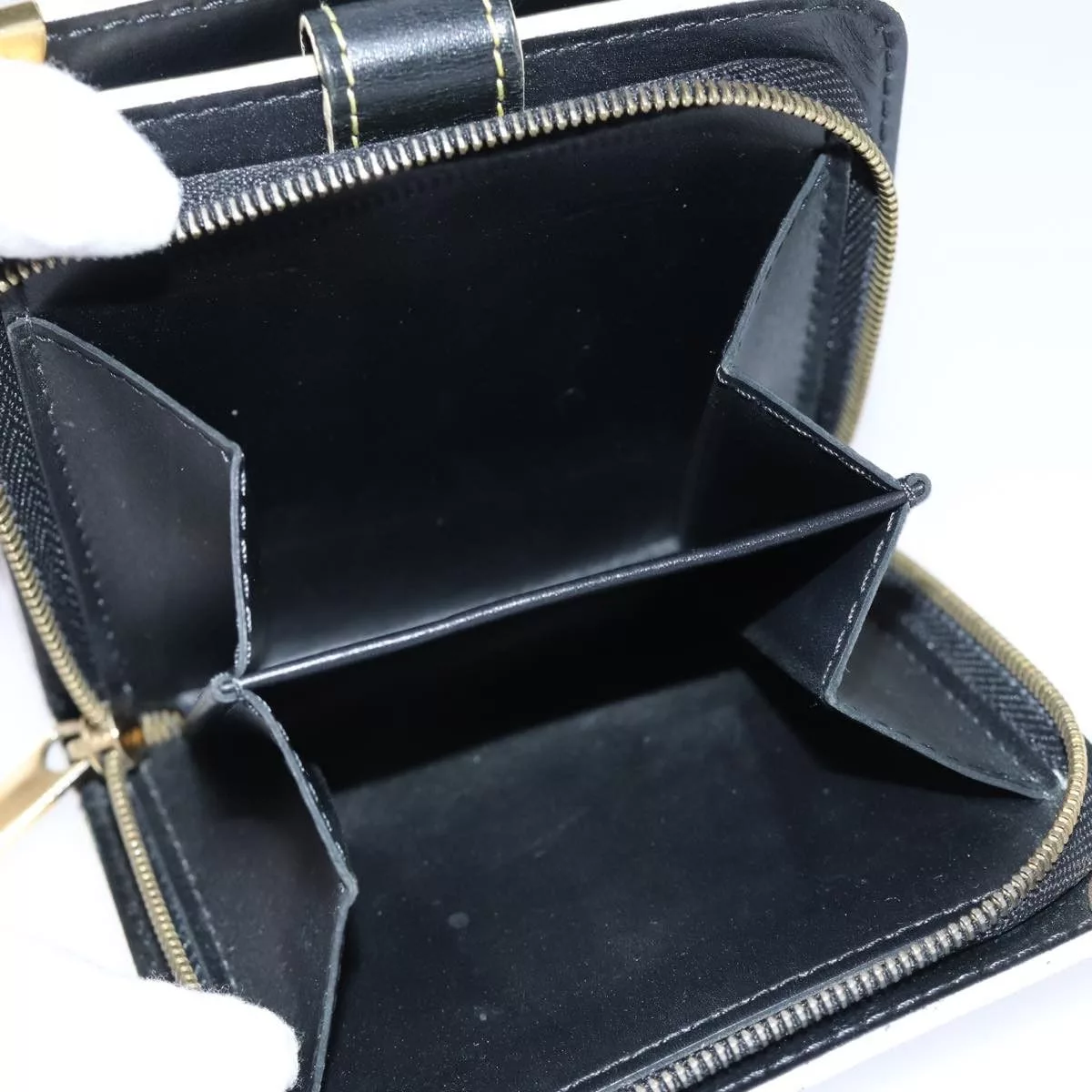 Louis Vuitton Wallets Louis Vuitton Suhari wallet Black