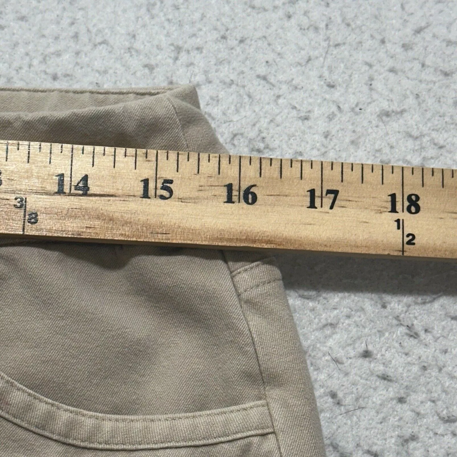 Other Pants Other Soft Surroundings PM Beige Pull On Capri Pants Stretch