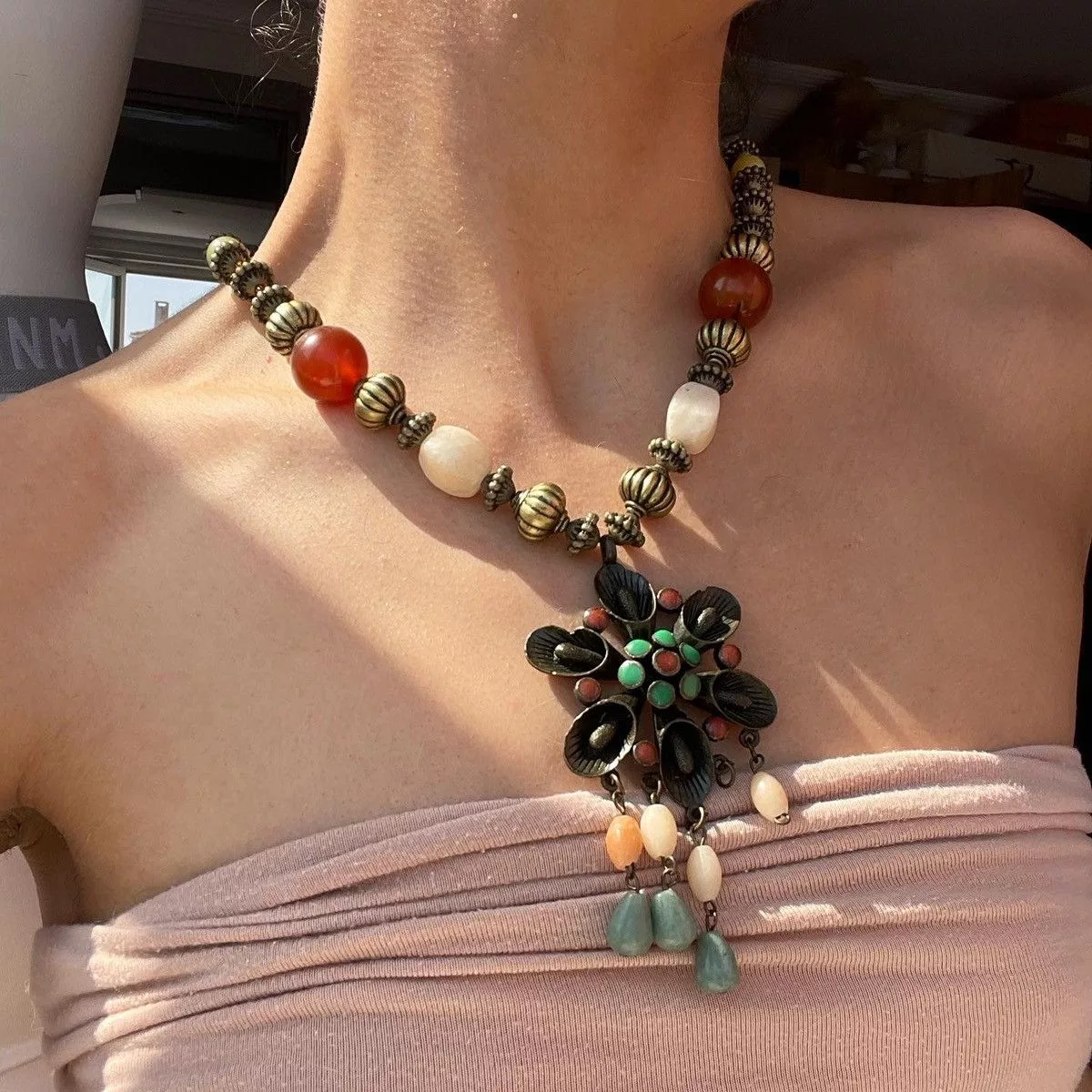 Vintage Necklaces Vintage necklace Brown