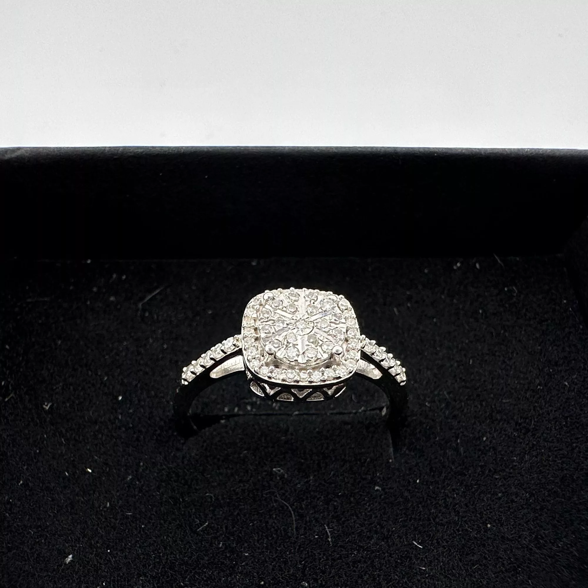 Other Rings Other Eye-catching 1/4 Carat Natural Diamond Ring Size 7 Multi