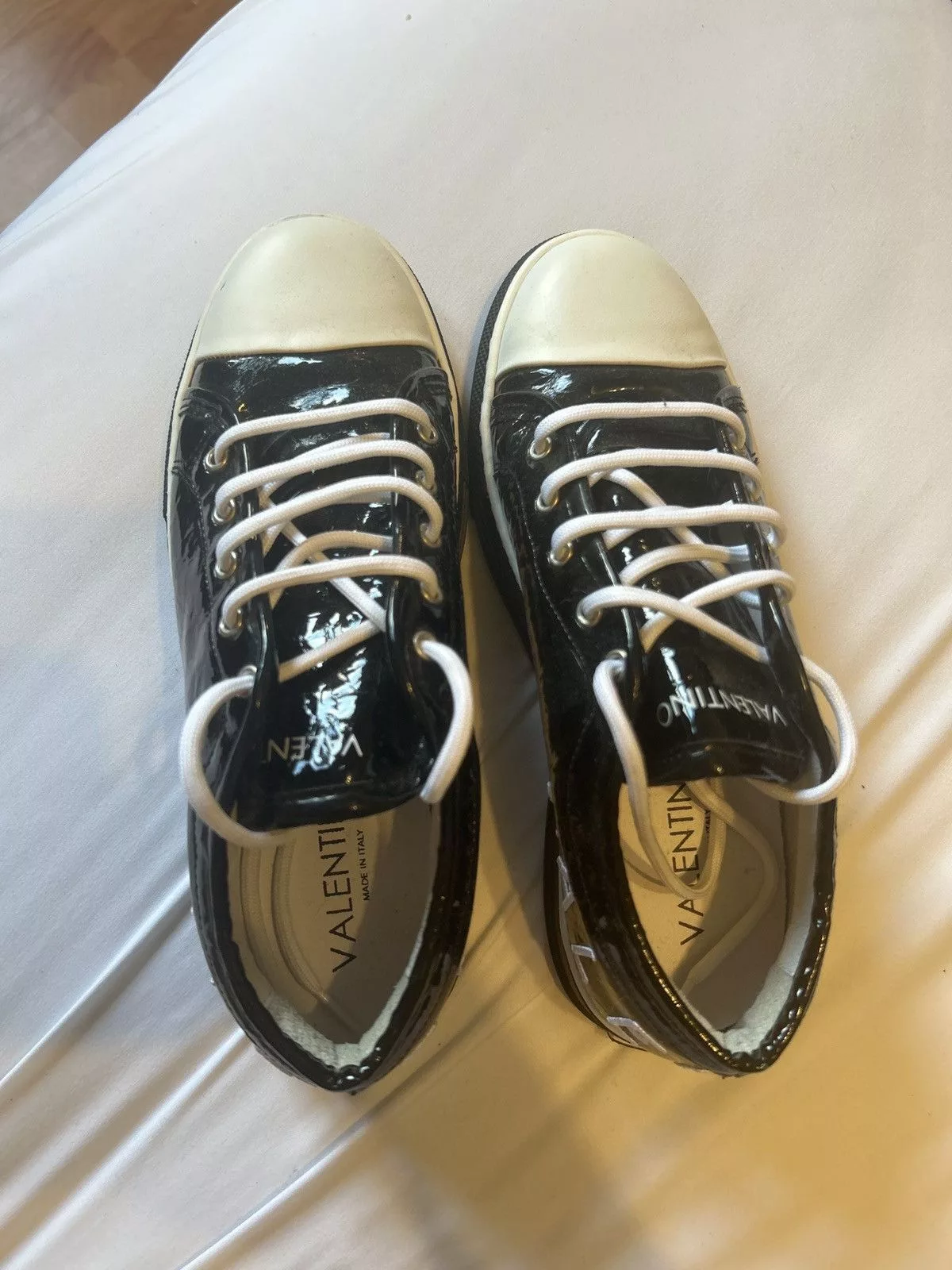 Valentino Hi Top Sneakers Valentino sneaker Black
