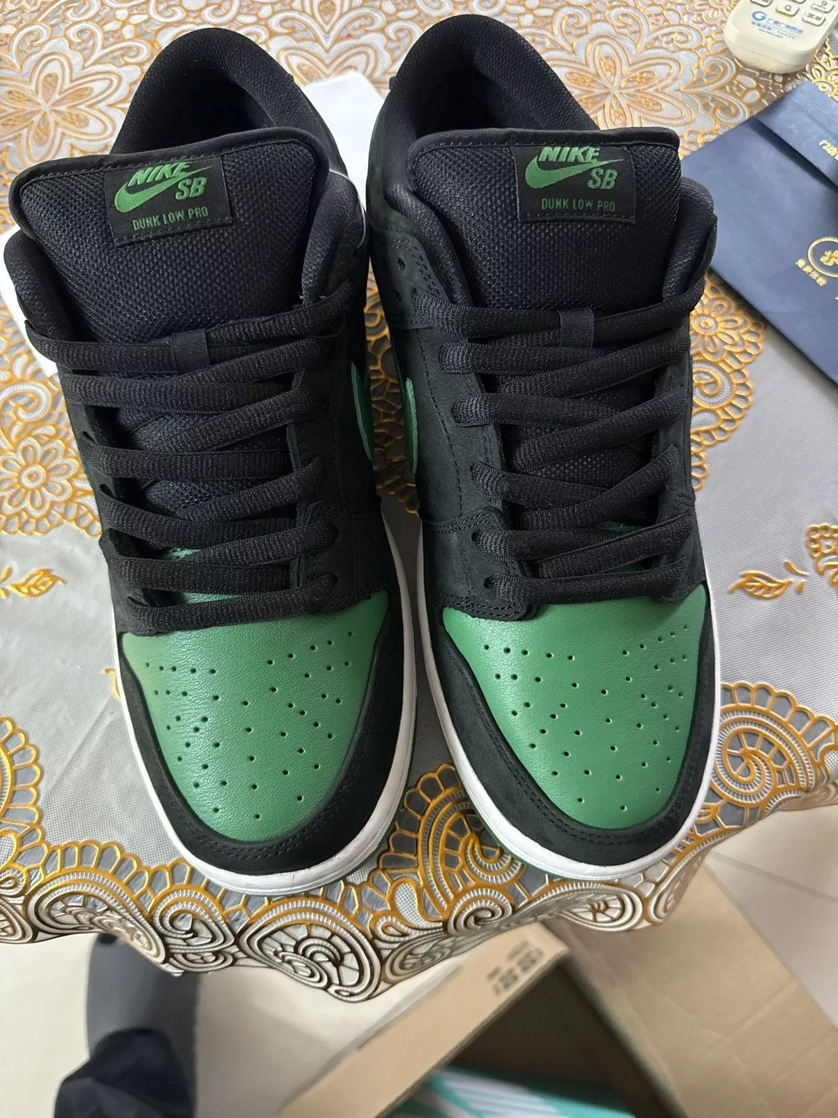Nike Low Top Sneakers Nike Dunk SB Pine Green