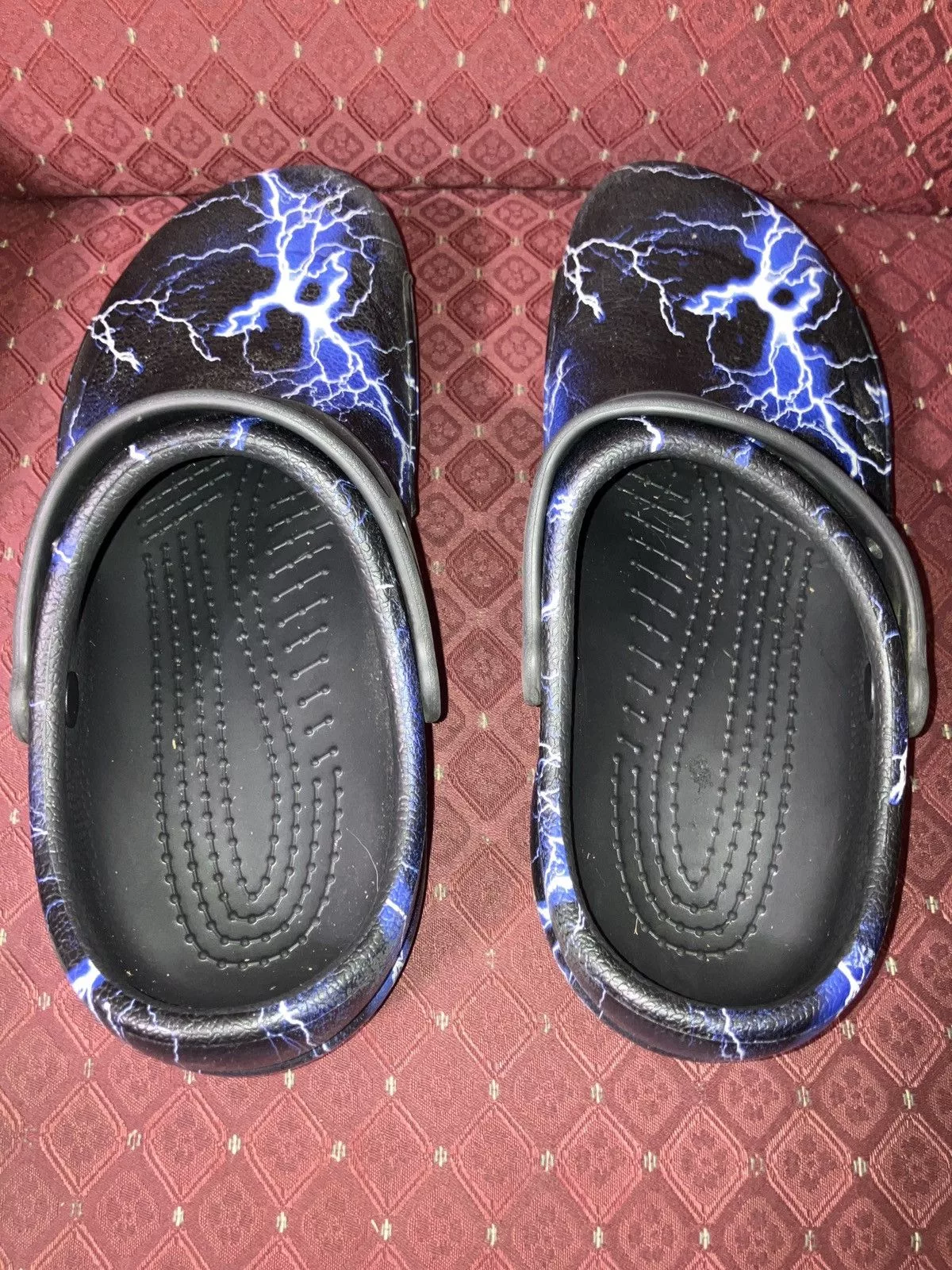 Crocs Slip Ons CROCS LIGHTNING PRINT WITH WIDGETS Black