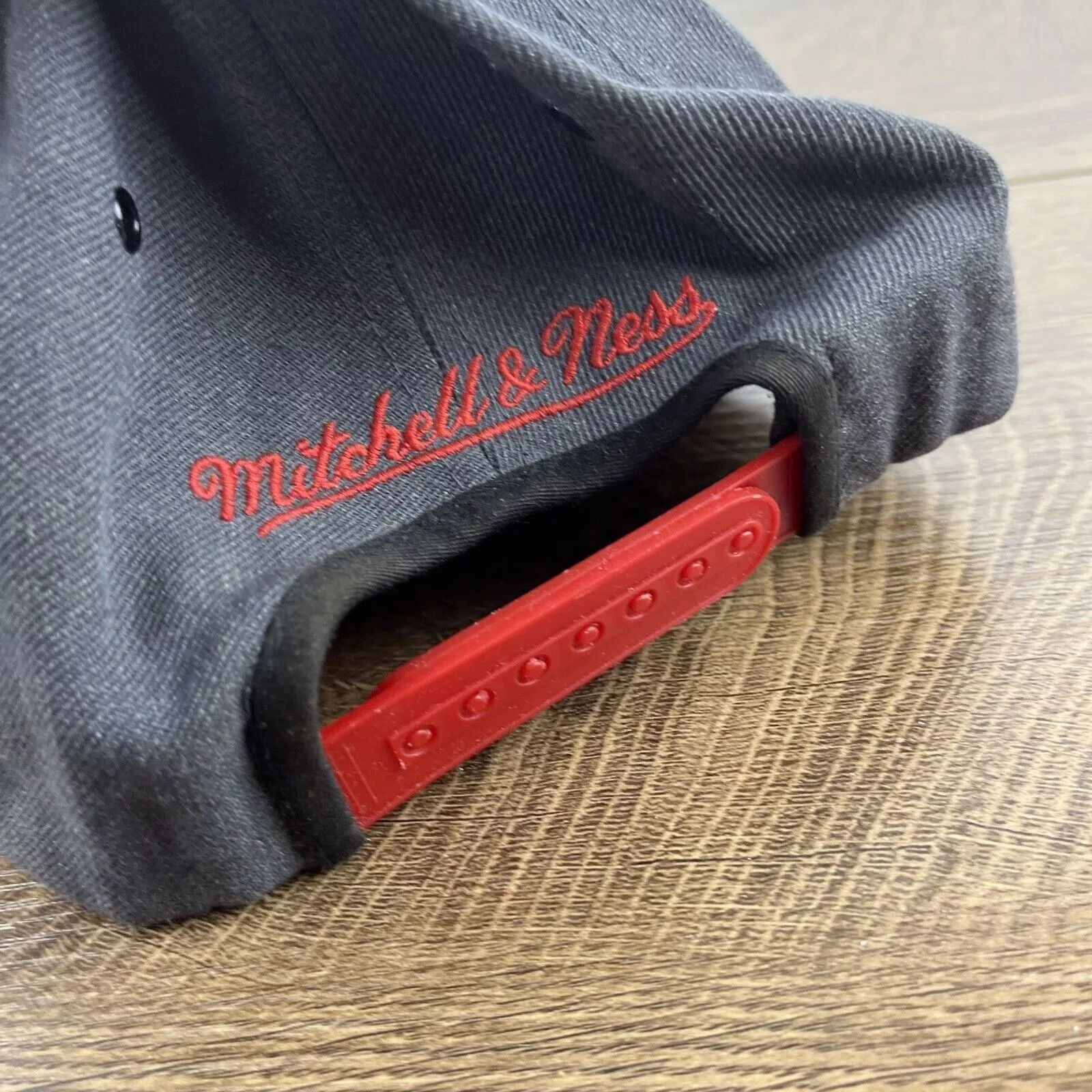 Mitchell & Ness Hats Chicago Bulls Snapback Hat Mitchell & Ness Gray Adjustable H
