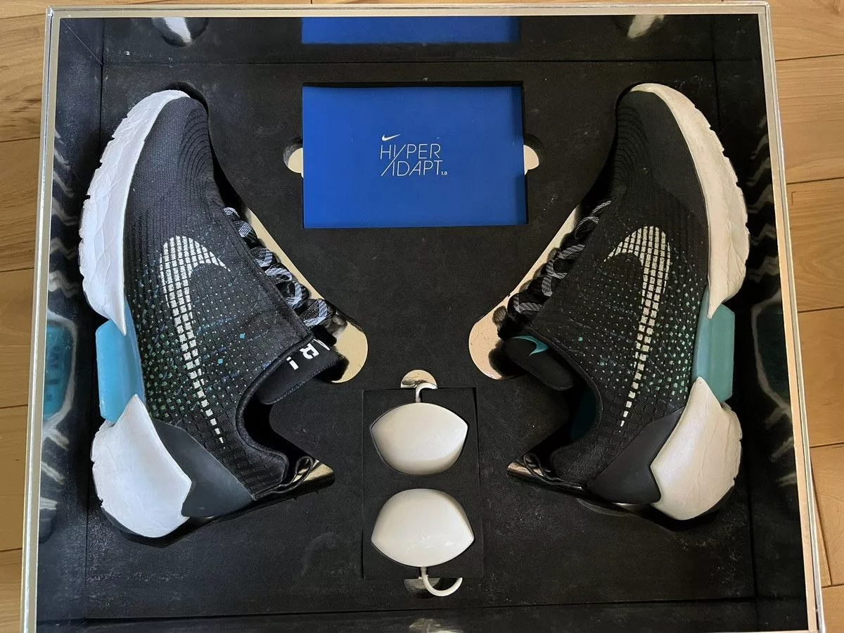 Nike Low Top Sneakers Nike Hyper Adapt 1.0 Black