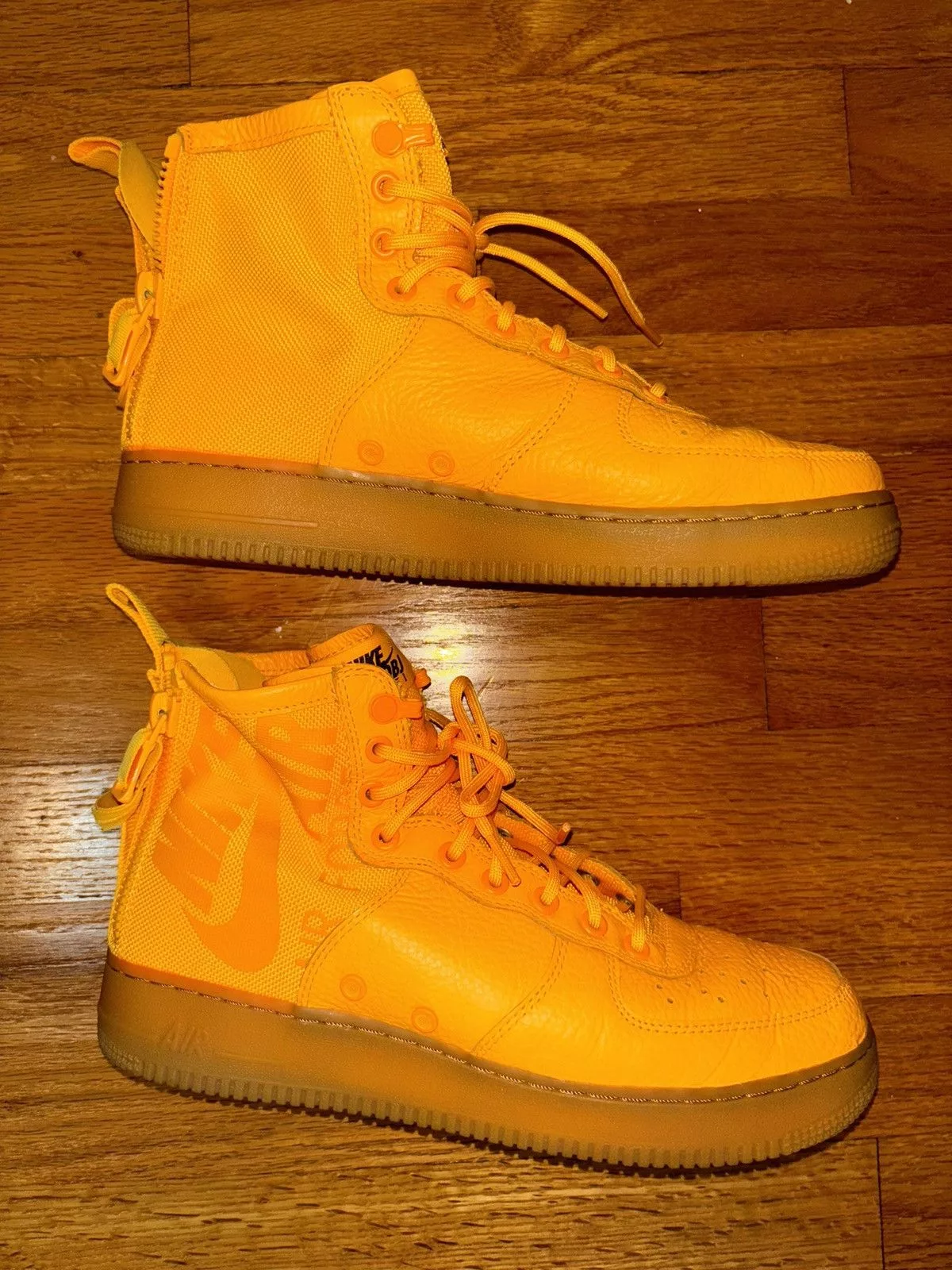 Nike Hi Top Sneakers Nike SF OBJ AF1 Laser Orange