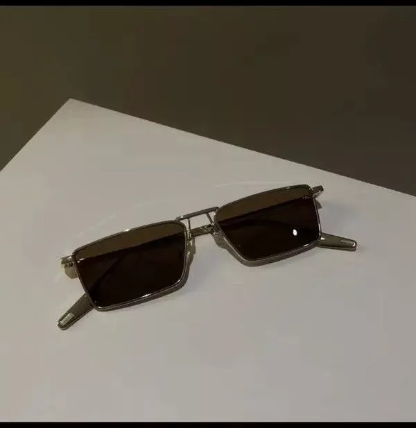 Electric Visual Sunglasses Electric Visual × Vintage Retro square sunglasses Brown