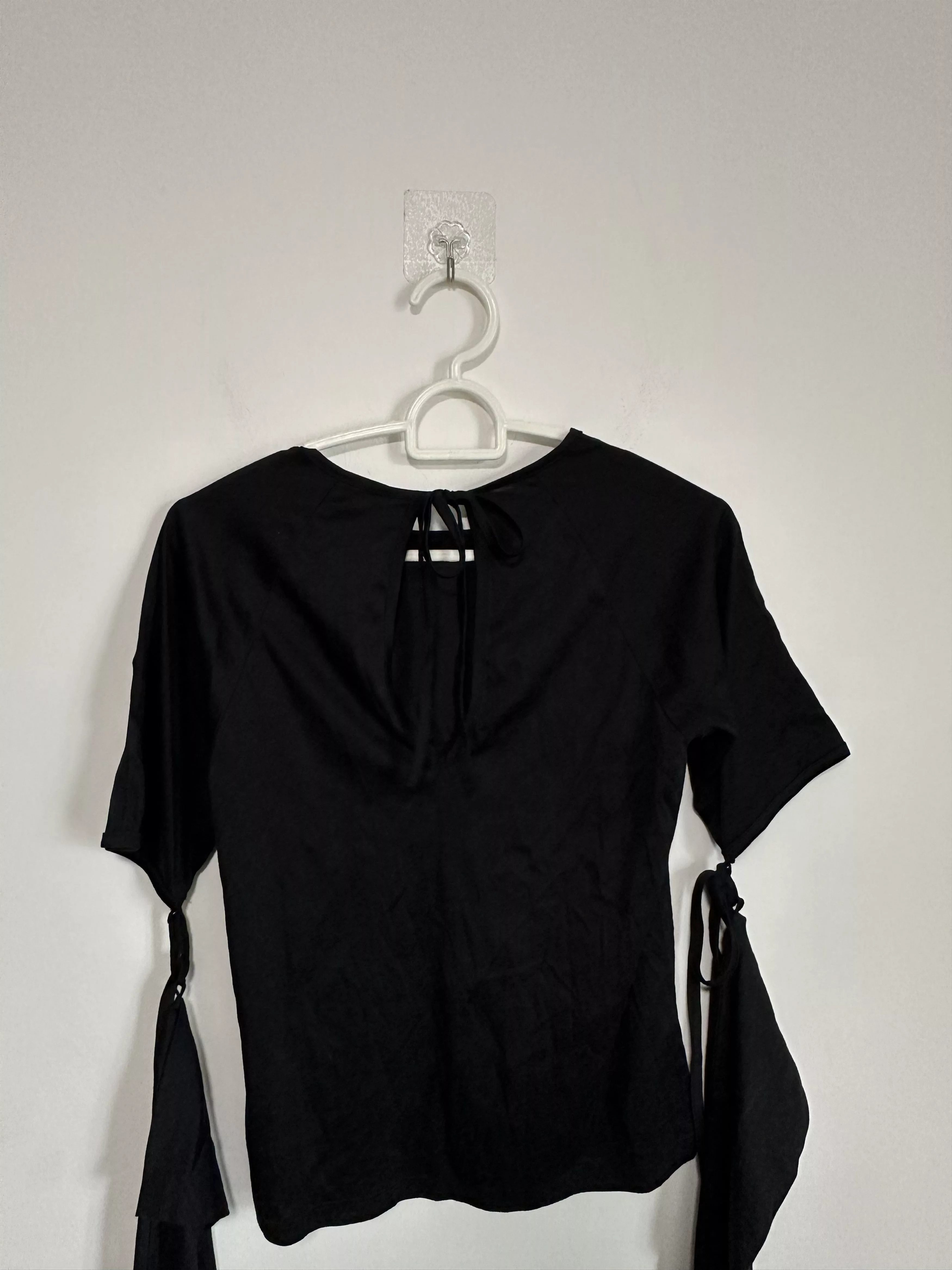 Other Crop Tops Other Kijun top with removable sleeves Black