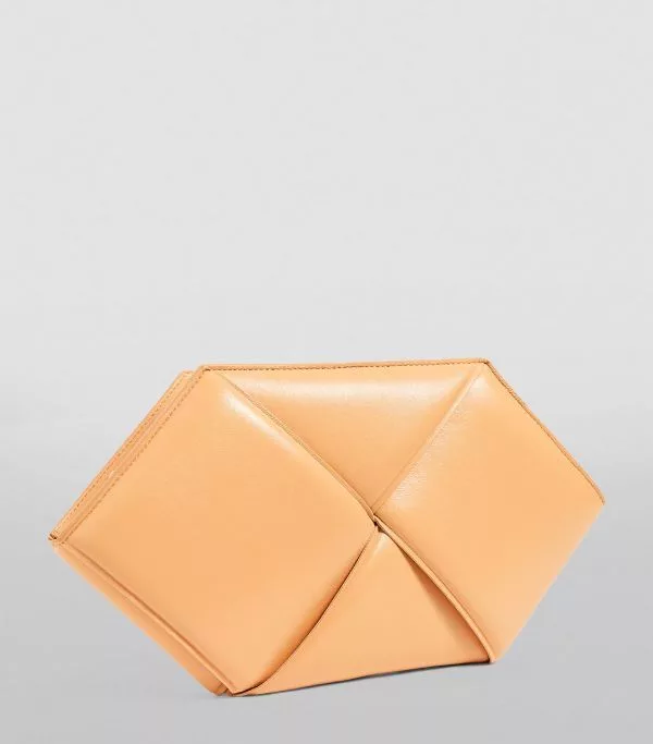 Bottega Veneta Wallets Bottega Veneta o1loc1c0624 Size: OS / 639955 Pouch in Orange