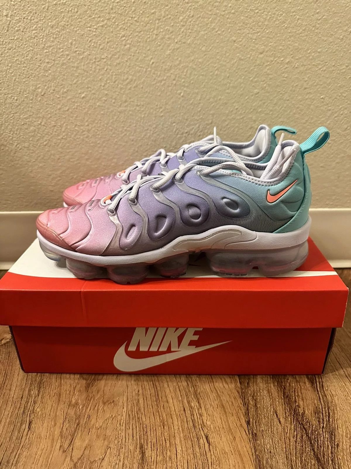 Nike Low Top Sneakers Nike Air VaporMax Plus Easter (W) Multi
