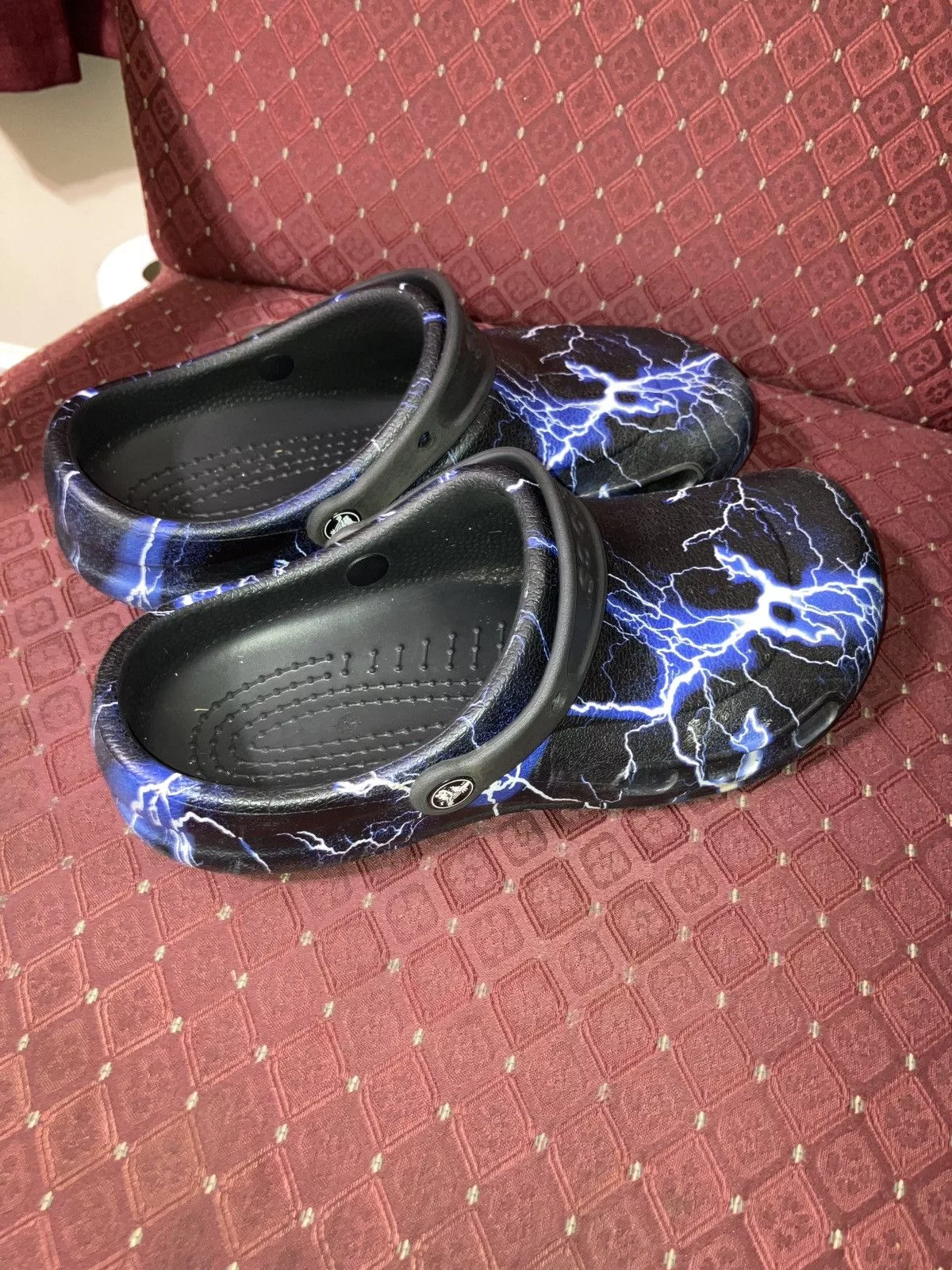 Crocs Slip Ons CROCS LIGHTNING PRINT WITH WIDGETS Black
