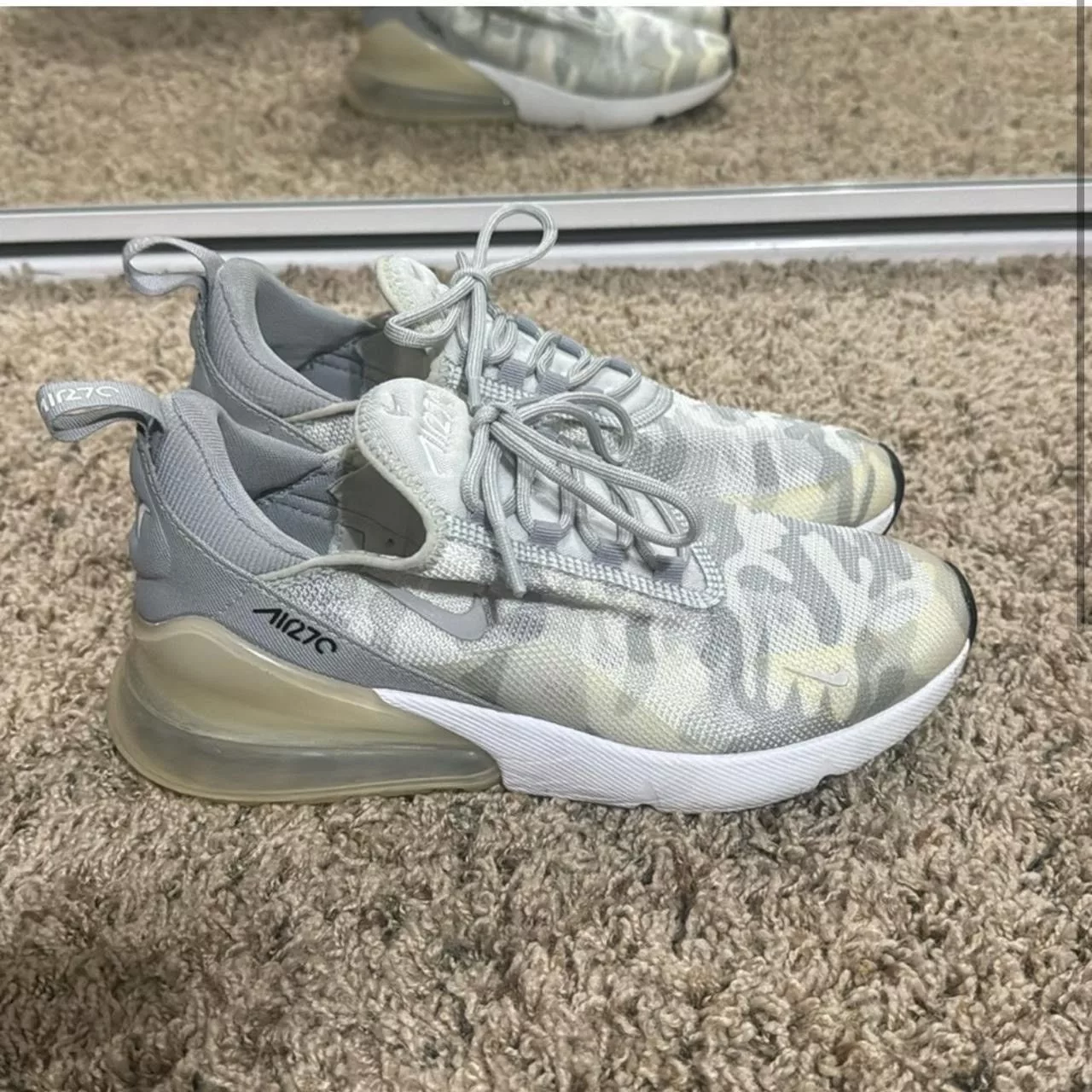 Nike Low Top Sneakers Nike Air Max 270 Grey Camo Gray
