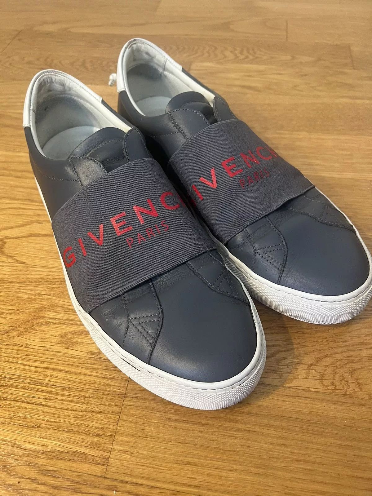 Givenchy Low Top Sneakers Givenchy sneakers Gray
