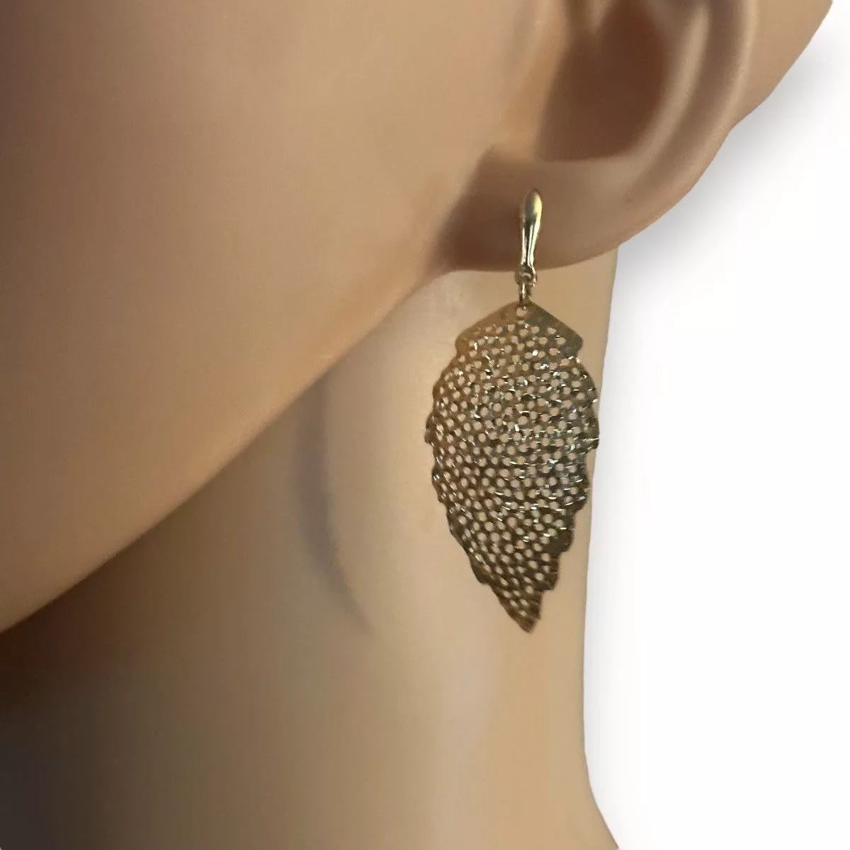 Other Earrings Other Gold filigree curved leaf dangle earrings