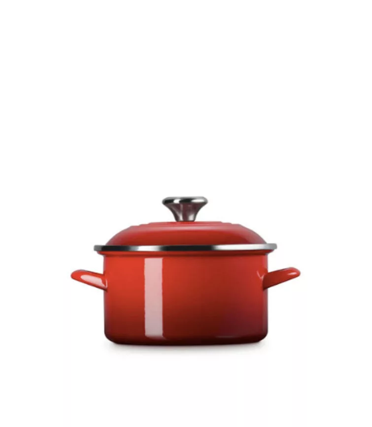 3.8 qt Petite Stockpot - Cerise