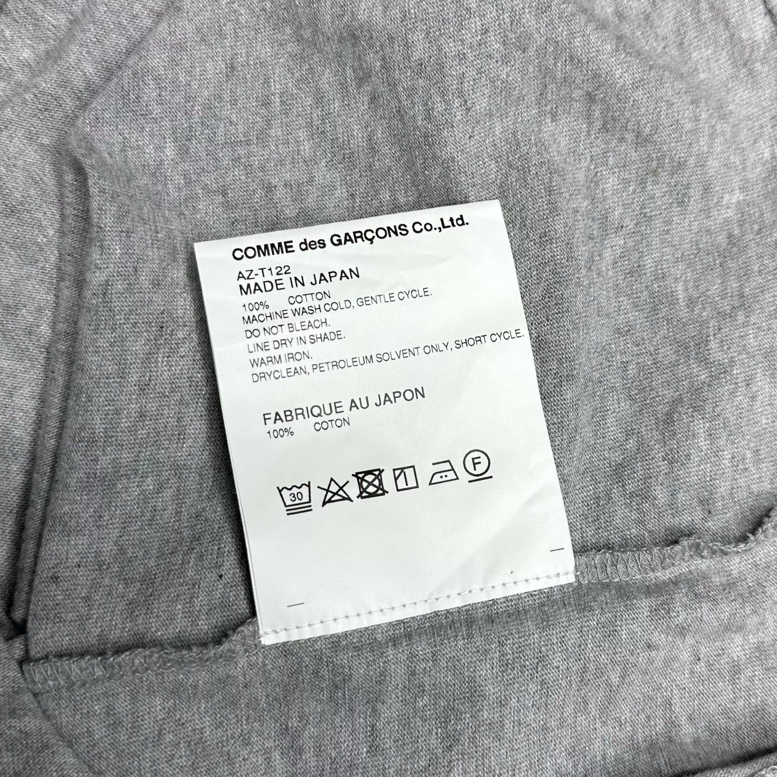 Comme des Garcons PLAY Short Sleeve T Shirts Comme des Garcons PLAY CDG Comme des Garçons Play Heart Long Sleeve Tee Gray