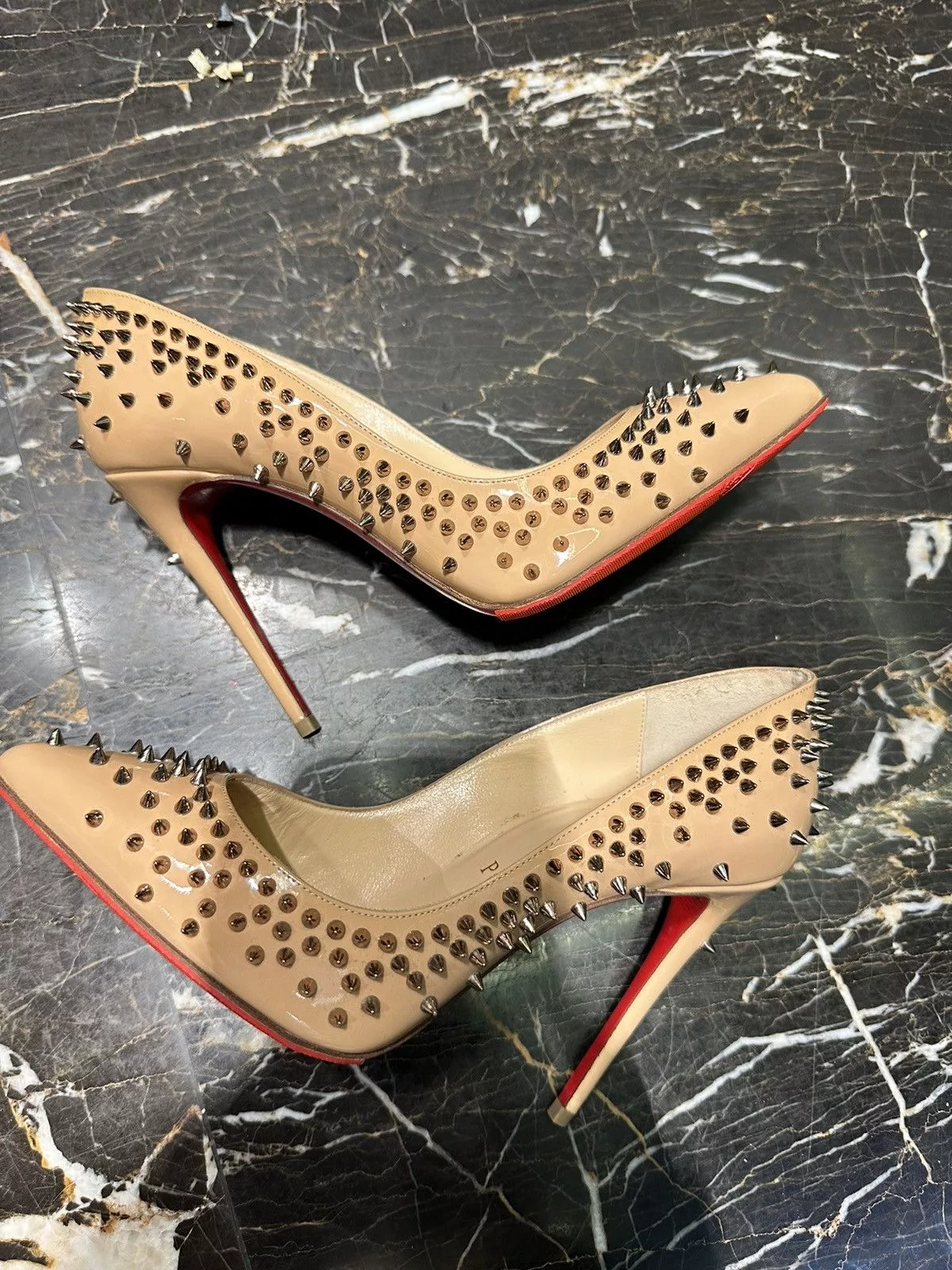 Christian Louboutin Heels Beige