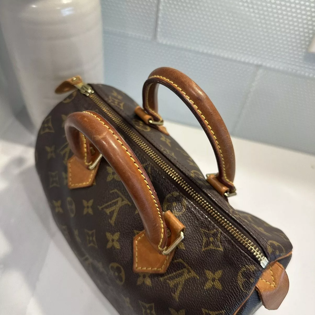 Louis Vuitton Handle Bags Louis Vuitton Authentic Speedy 25 Brown