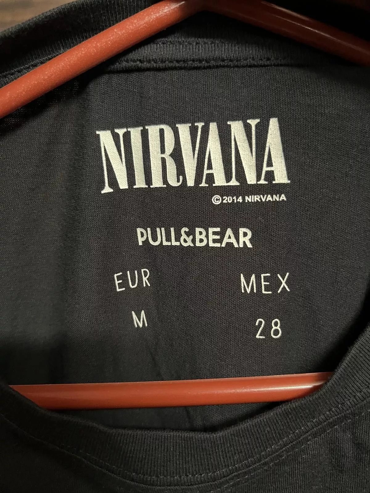 Pull & Bear Short Sleeve T Shirts Pull & Bear Pull&Bear x Nirvana Smiley Rolled Sleeves Junior Tee - M Black