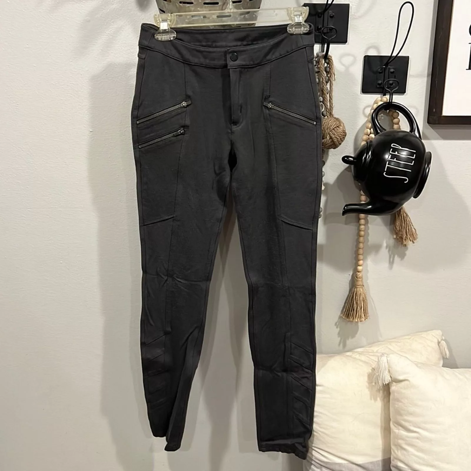Athleta Pants Gray