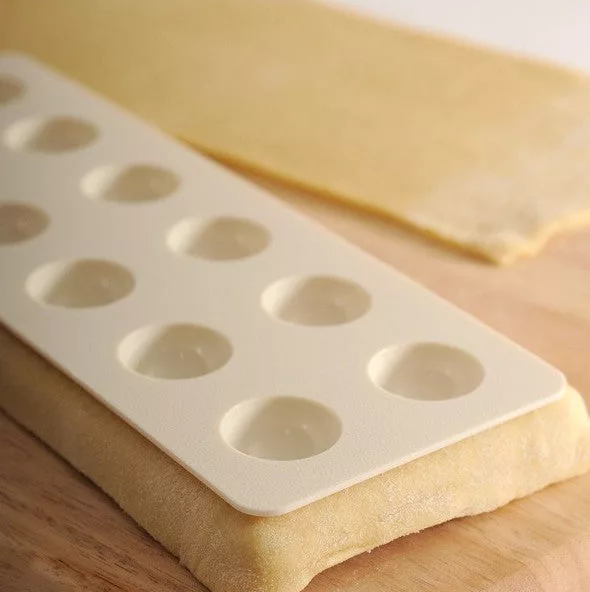 Ravioli Maker with Press