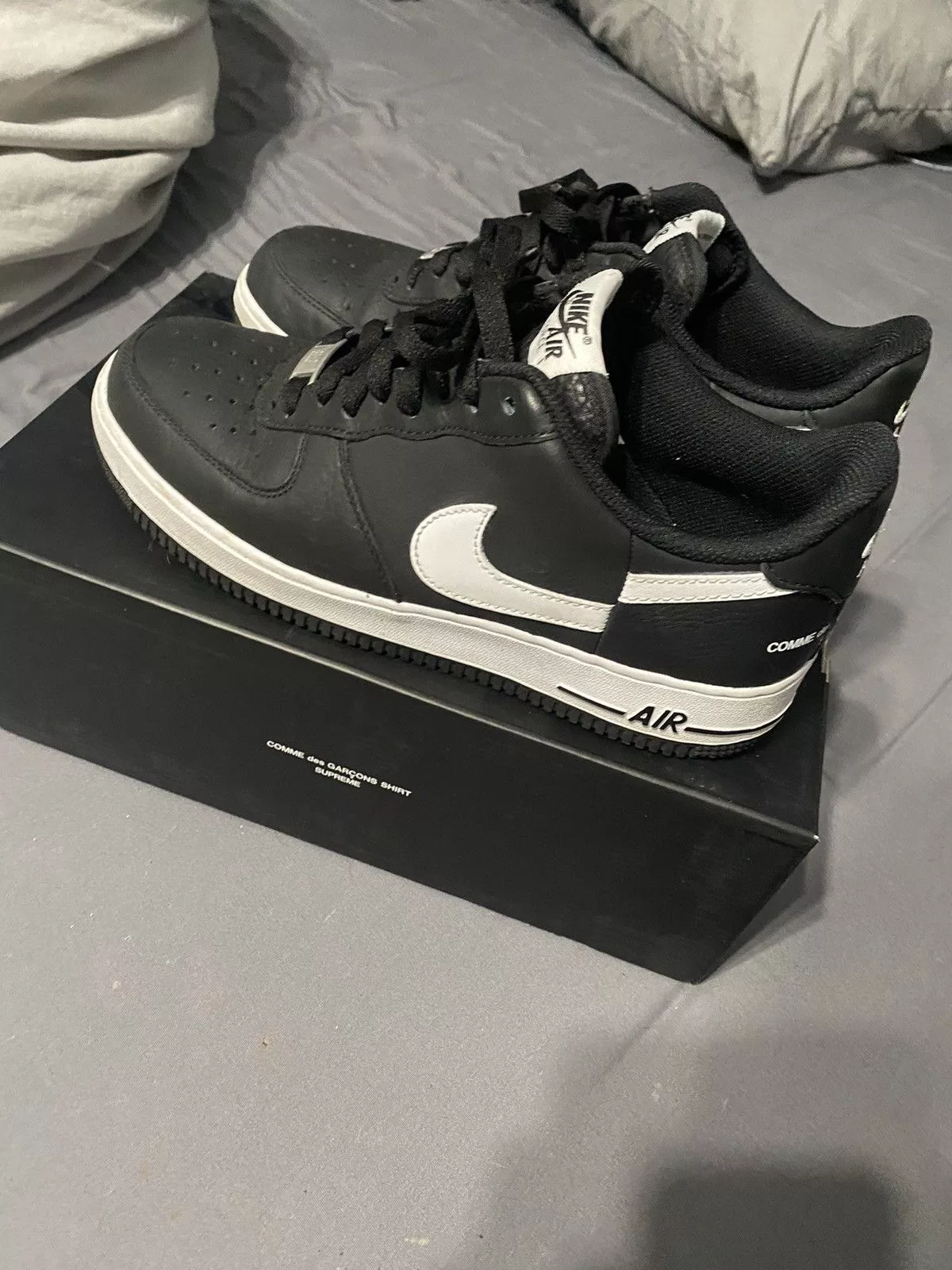 Comme des Garcons Low Top Sneakers Comme des Garcons × Nike × Supreme Split Air Force 1 Low Black 2018 cdg x supreme