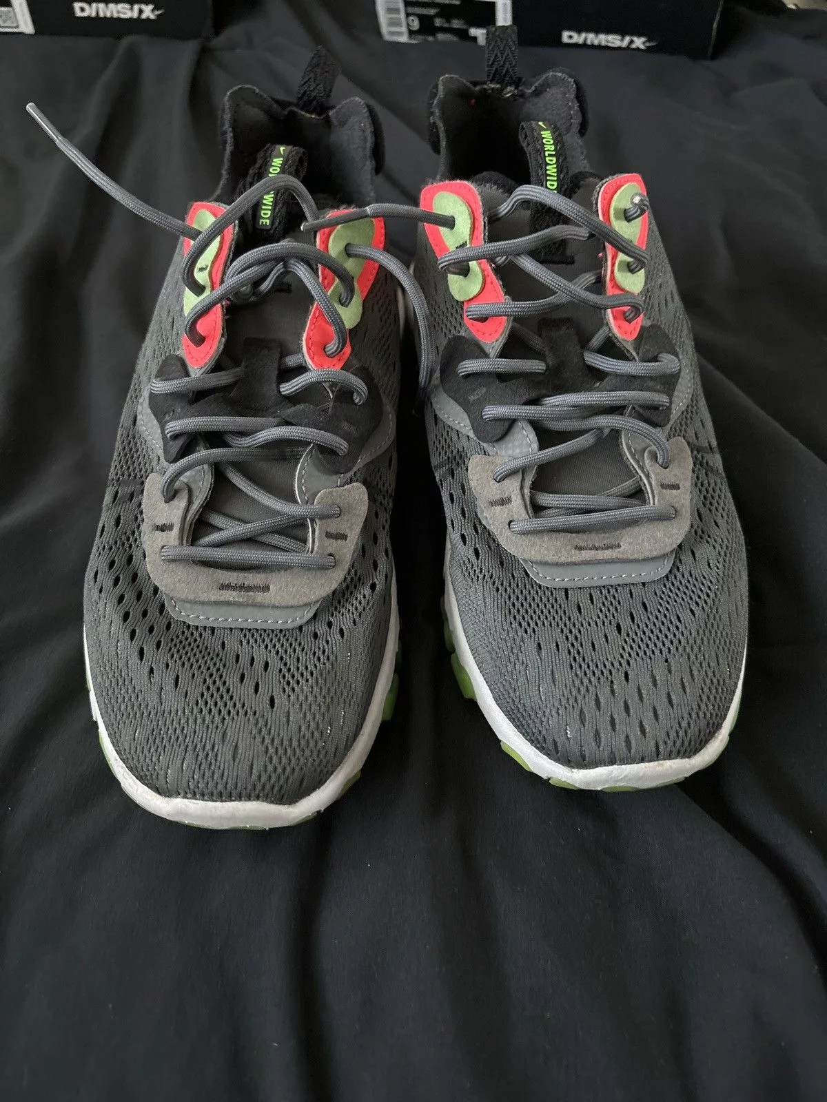 Nike Low Top Sneakers Nike react vision WW Gray