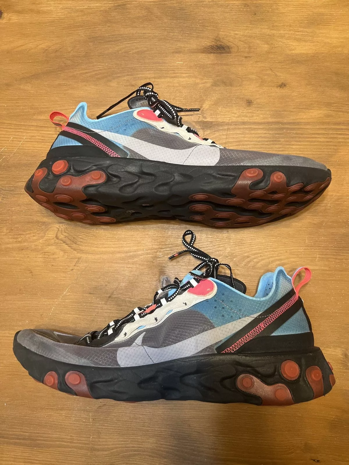Nike Low Top Sneakers Nike React Element 87 Gray