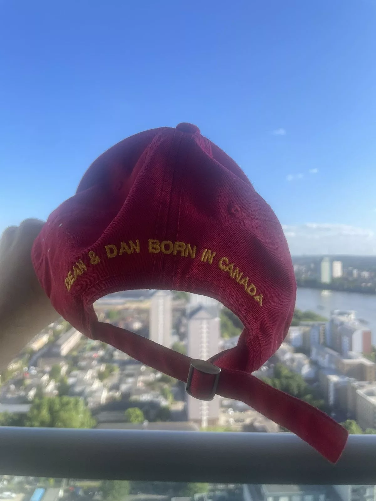 Designer Hats Designer × Dsquared2 Dsquared2 Red Distressed Baseball Cap