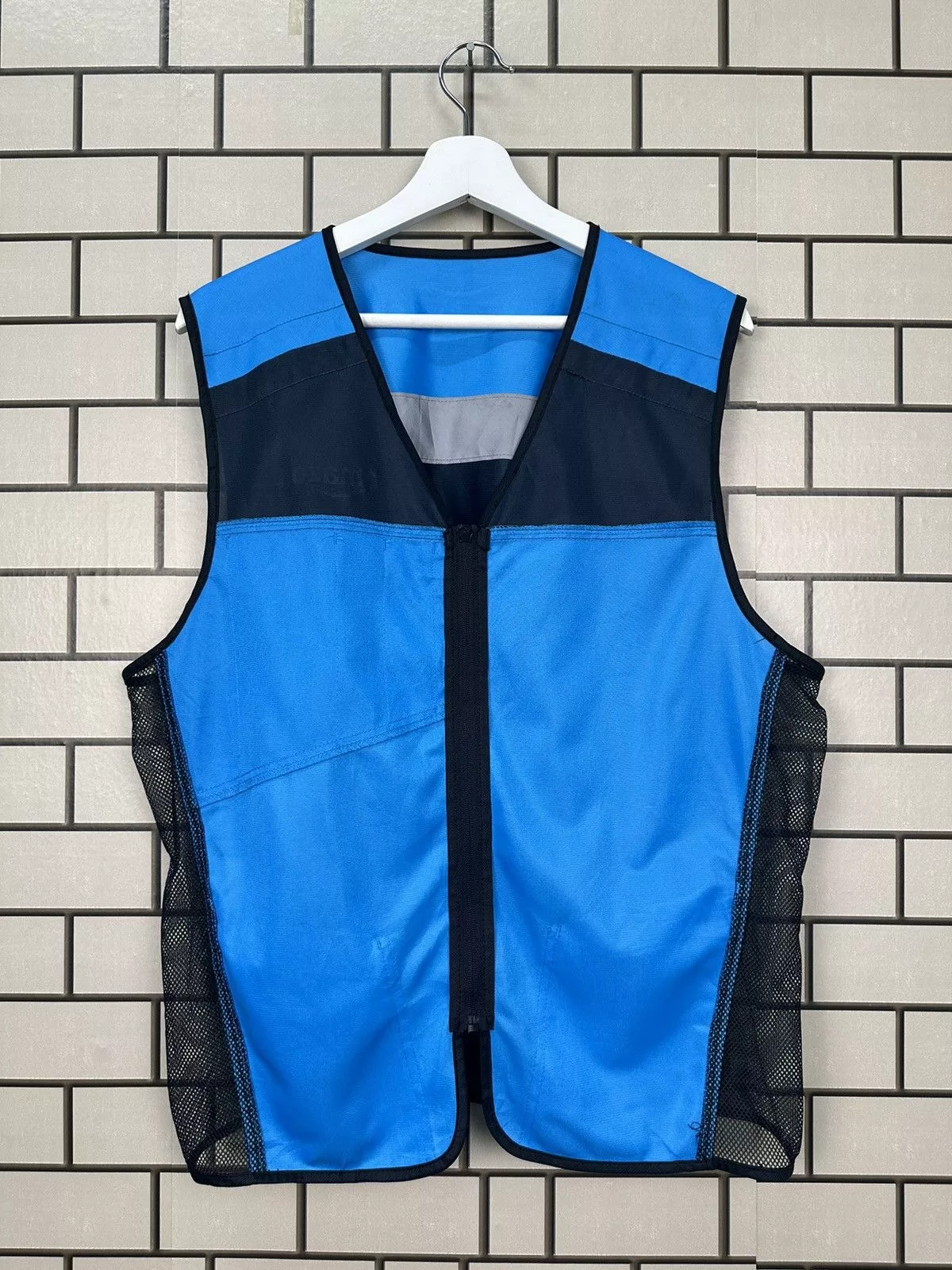 Other Vests Other Amazon Employee Delivery Driver Reflective Work Vest M/L Blue