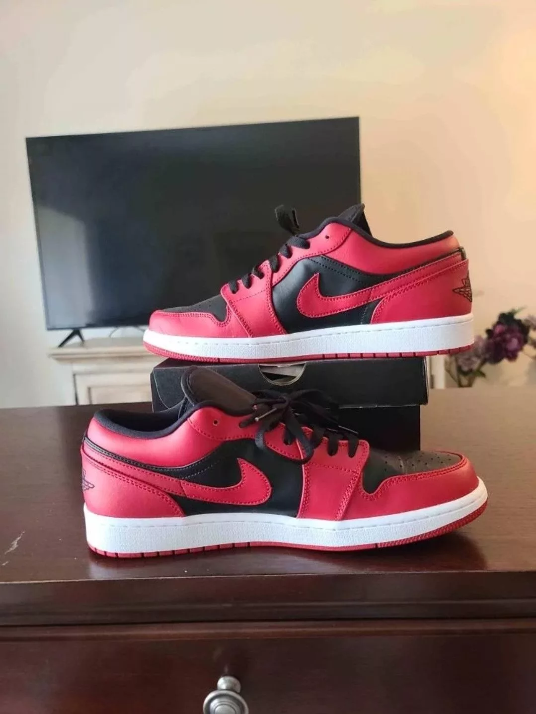 Nike Low Top Sneakers Nike Air Jordan 1 Low Reverse Bred Black