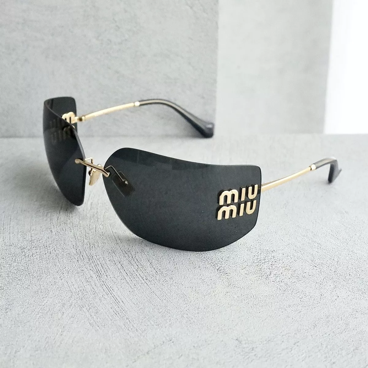 Miu Miu Sunglasses MIU MIU 54YS SUNGLASSES Black