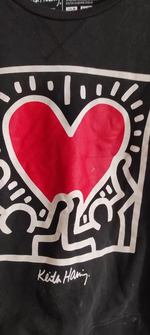 Keith Haring Sweaters Keith Haring × Pull & Bear KEITH HARING SWEATSHIRT Dancing Heart Graphic Pullover Black