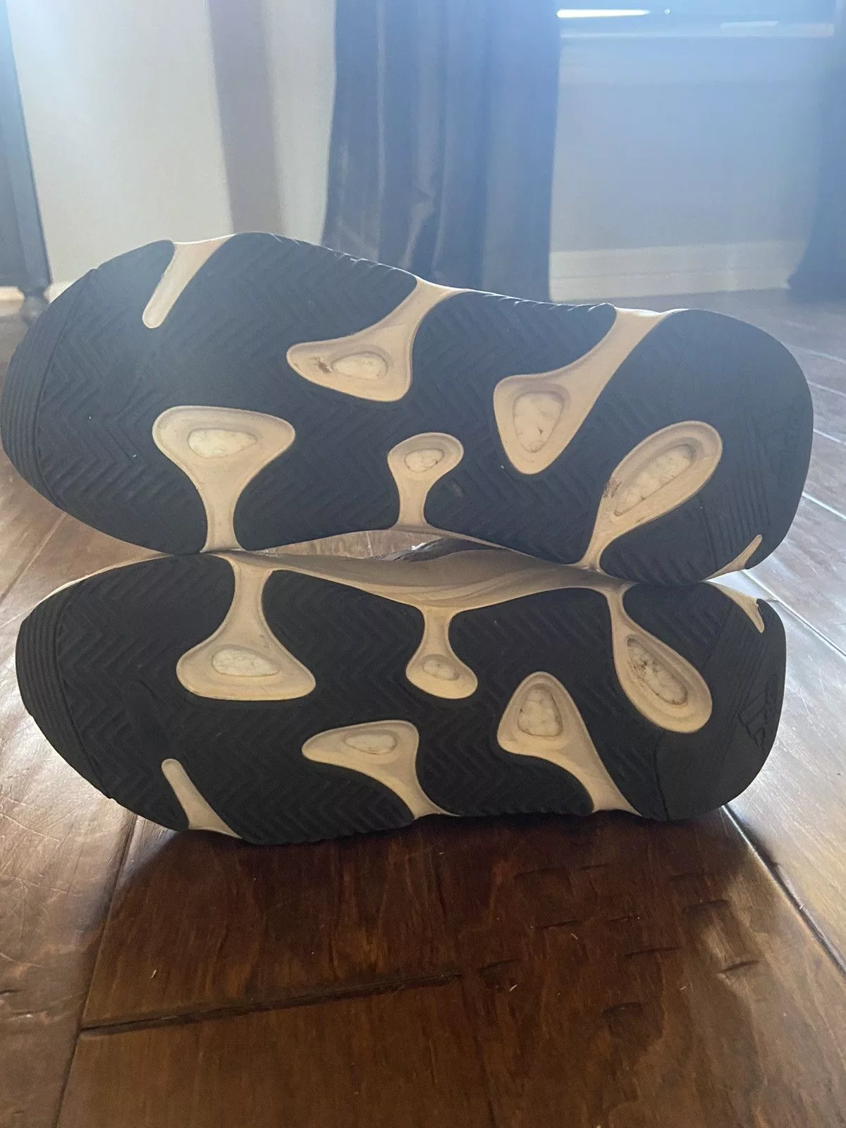 Adidas Low Top Sneakers Adidas Yeezy Boost 700 V2 Static 2018!!!! White