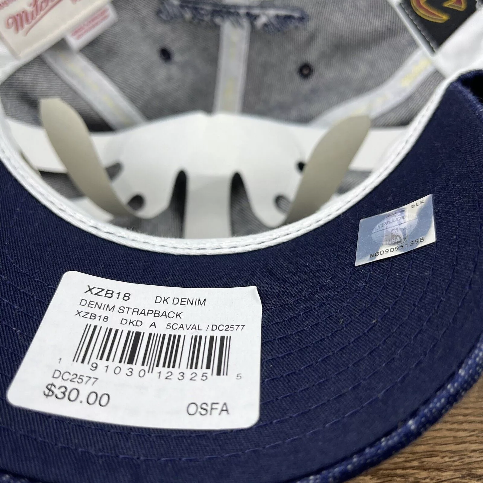 Mitchell & Ness Hats Cleveland Cavaliers Hat NBA Mitchell & Ness Blue Hat Adjusta
