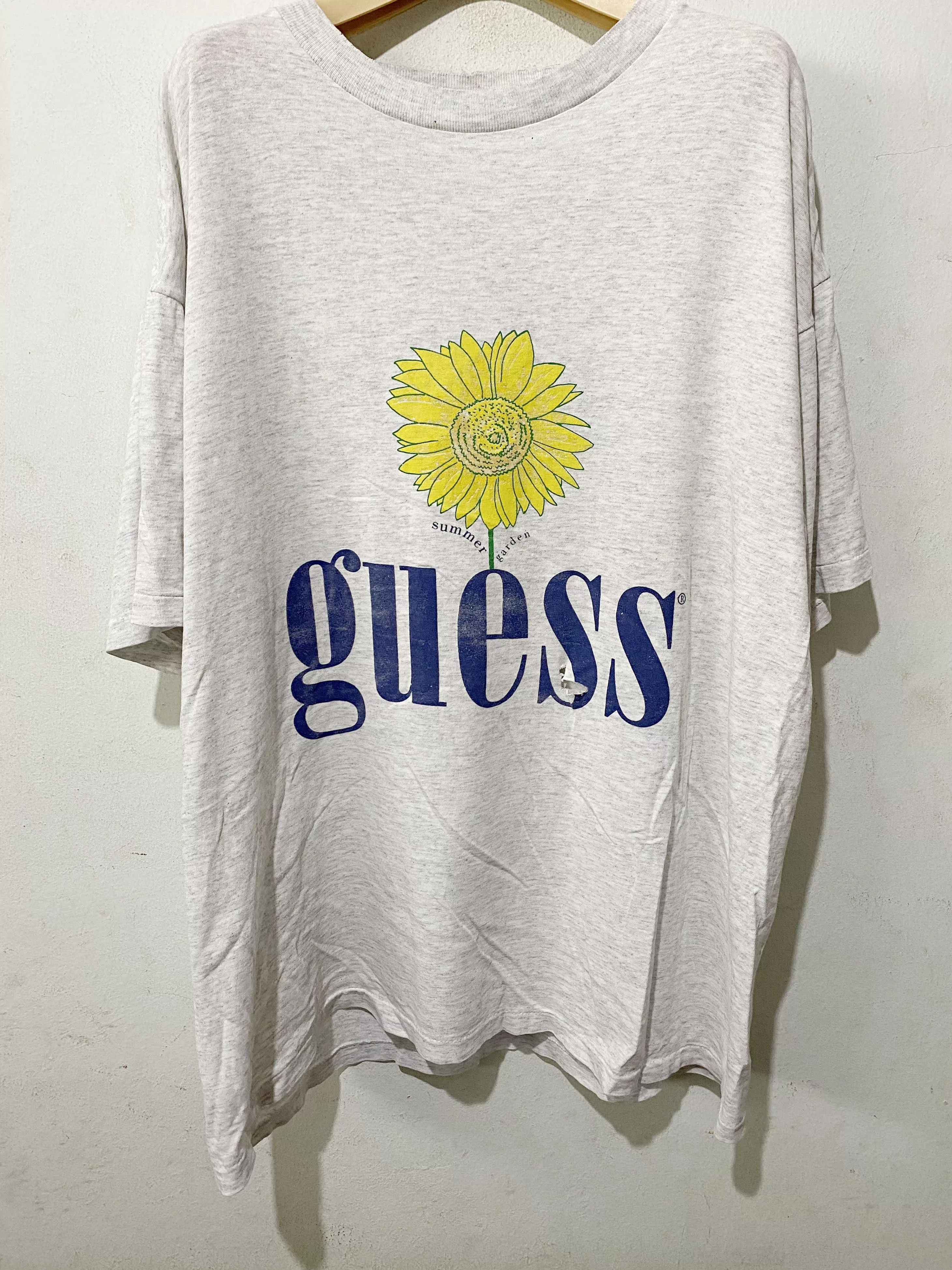 Guess Short Sleeve T Shirts Guess × Vintage Vintage 90s Guess Sunflower Shirt Gray Sportswear