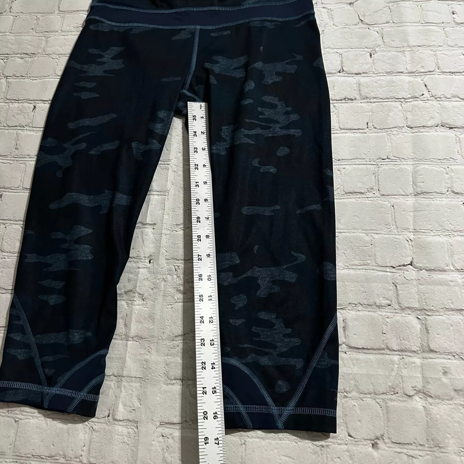 lululemon leggings size 6 Black