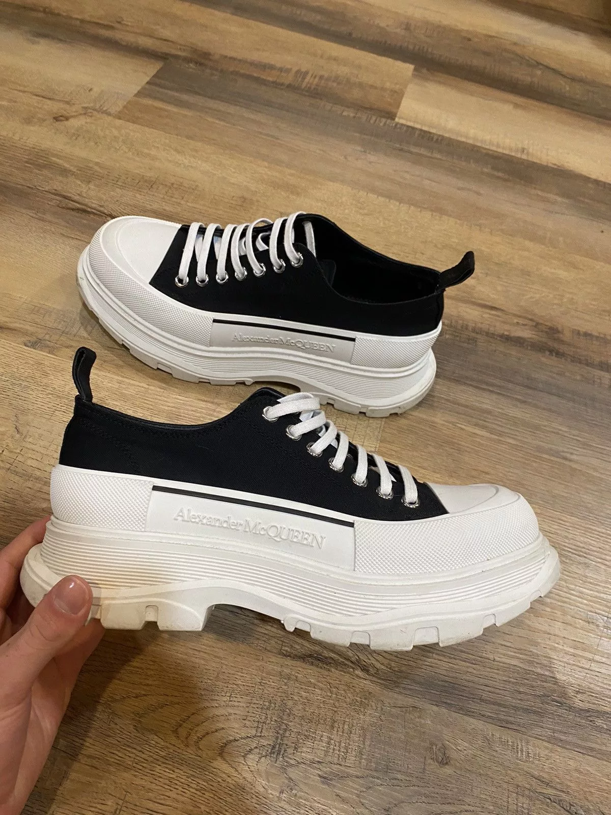 Alexander McQueen Boots Alexander Mcqueen TreadSlick Sneaker Black