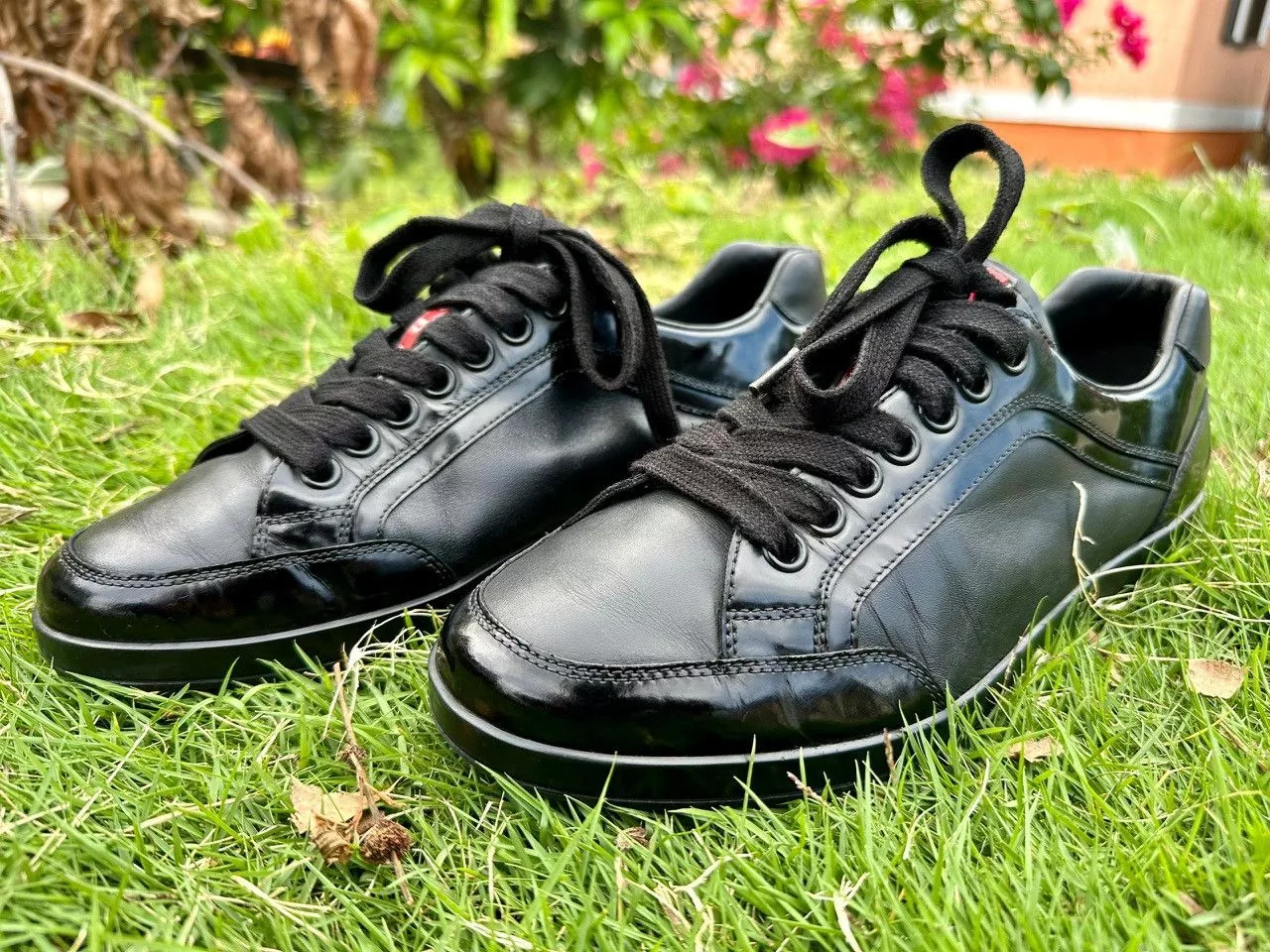Prada Low Top Sneakers Authentic Prada Lace-Up Nappa Shiny Nero Low Top Sneakers Black