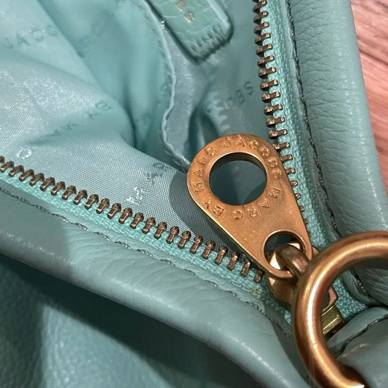 Marc Jacobs Shoulder Bags MARC JACOBS Mint Leather Classic Q Percy Crossbody Bag Green