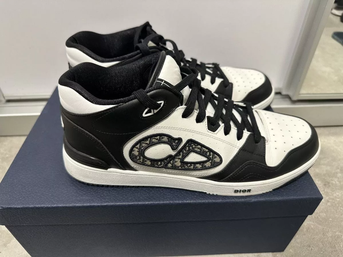 Dior Low Top Sneakers Dior B57 Mid-Top Sneaker - 11.5 US Black