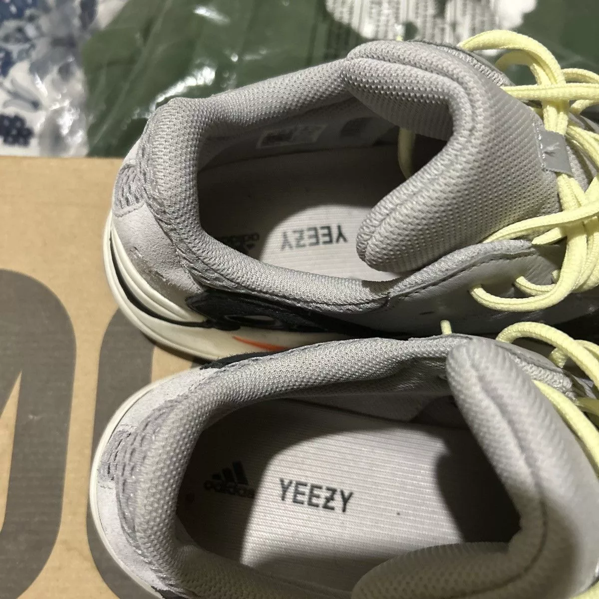 Adidas Low Top Sneakers Adidas Yezzy boost 700 wave runner White