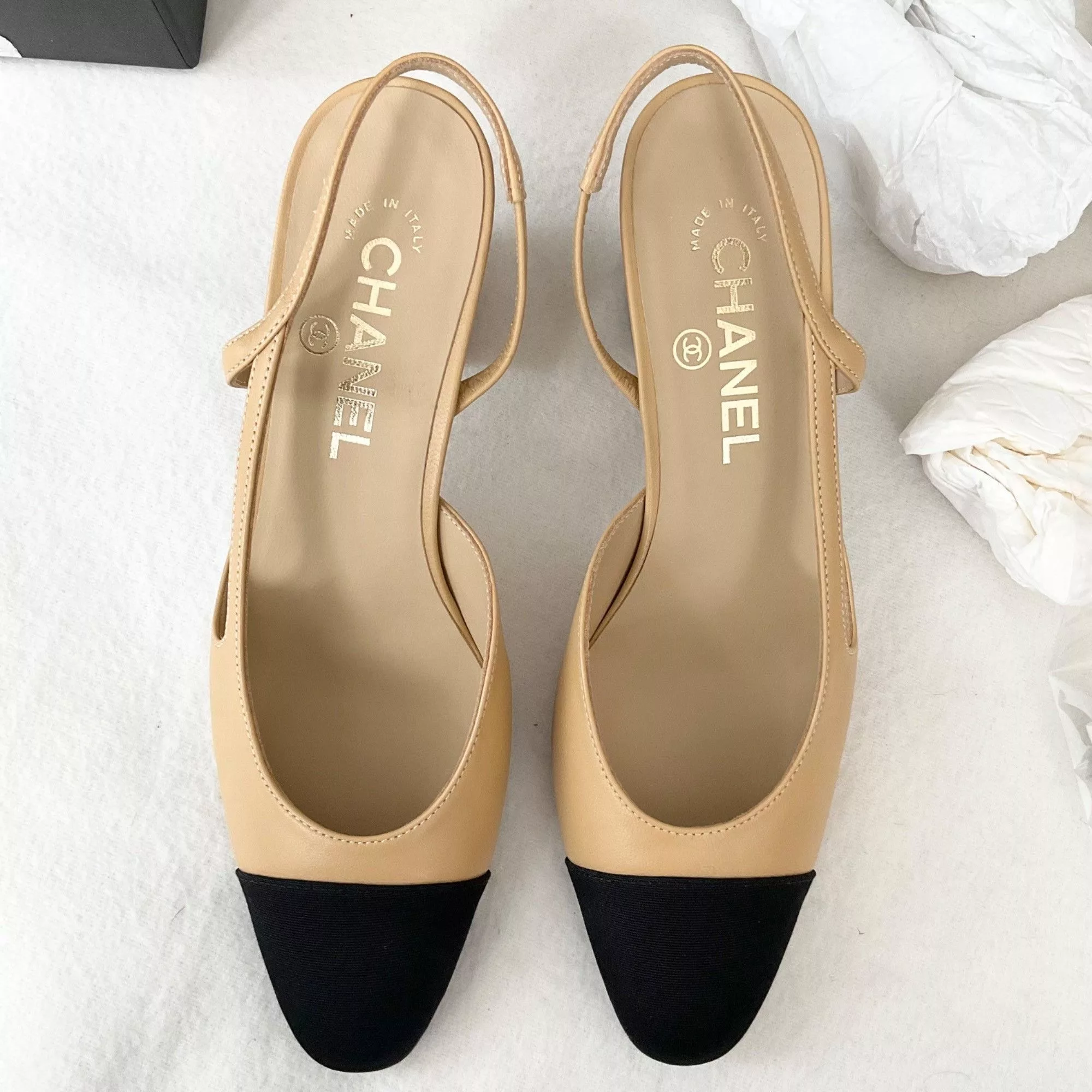 Chanel Heels CHANEL Interlocking TWO tone beige Leather Slingback Pumps h Multi