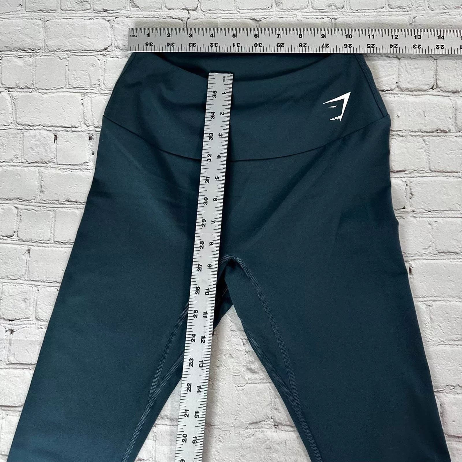 Gymshark leggings size medium Multi