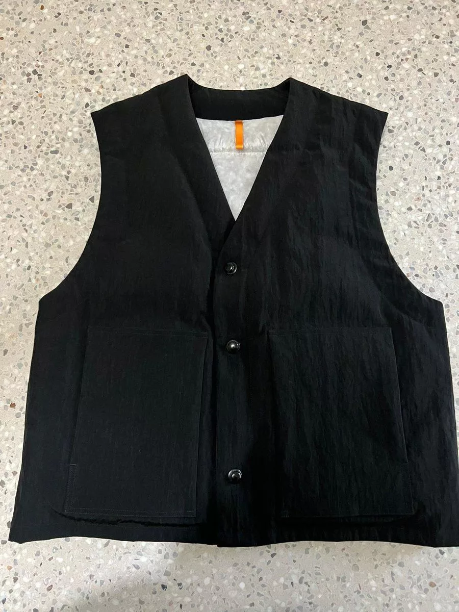 MAN-TLE Vests MAN-TLE R9 Down 5 Nylon Vest Black