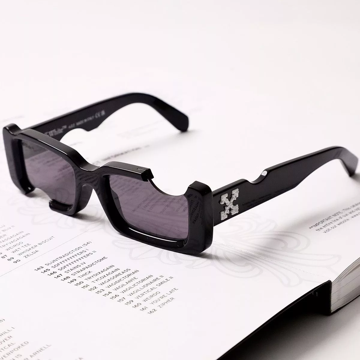 Off-White Sunglasses Off-White OFF WHITE CADY CUT SUNGLASSES Black
