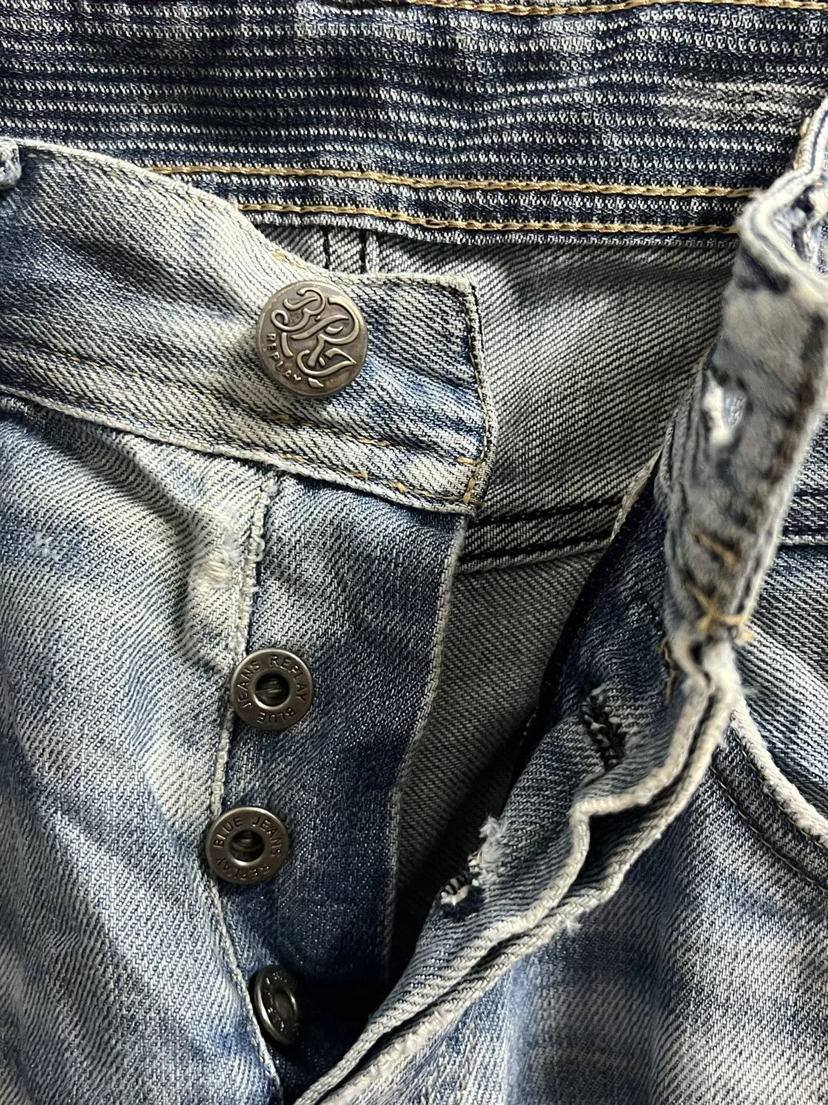 Replay × Vintage REPLAY DENIM DISTREES BUTTON FLY Blue