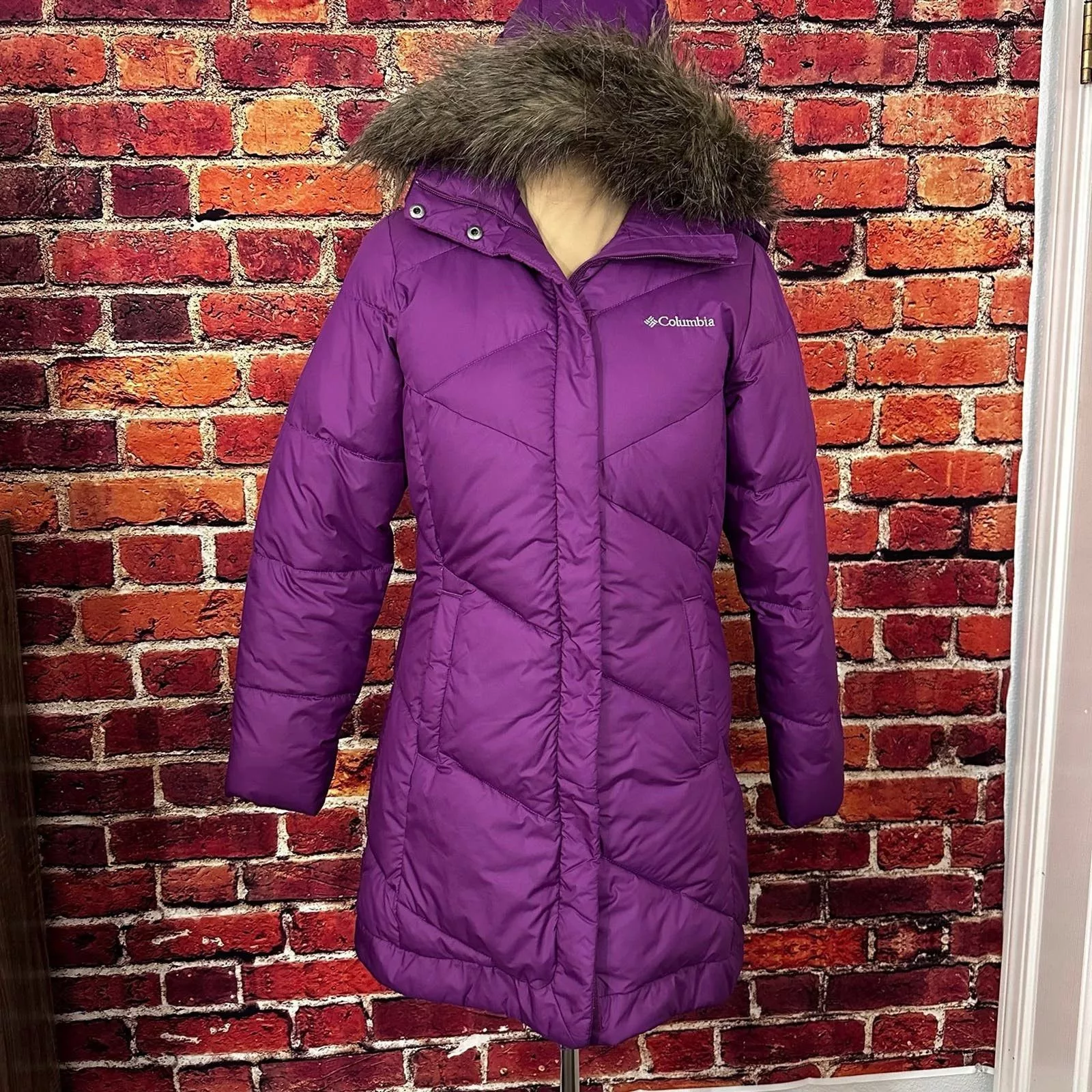 Columbia Jackets Columbia puffer jacket Purple