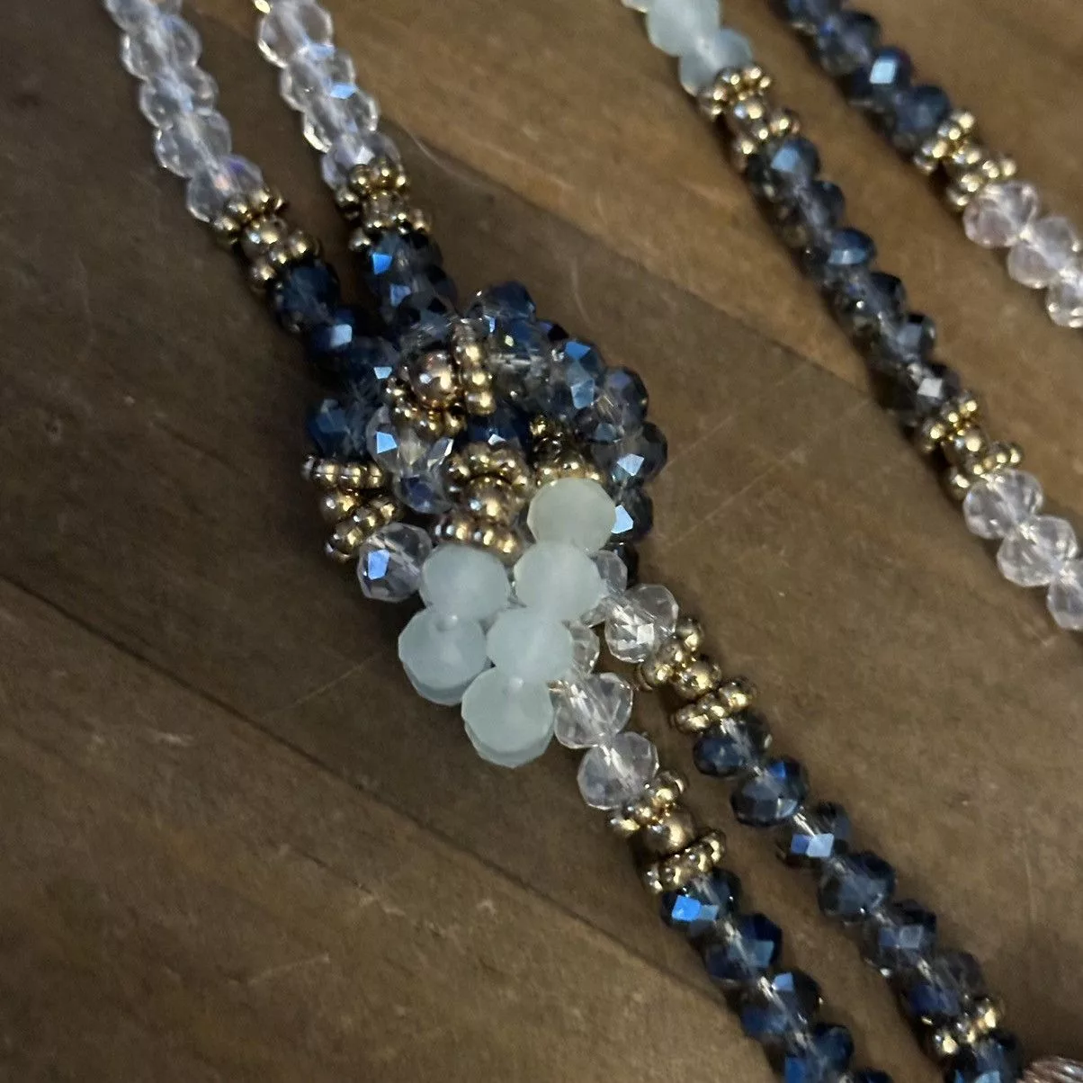 Other Necklaces Other Crystal bead lariat necklace Blue
